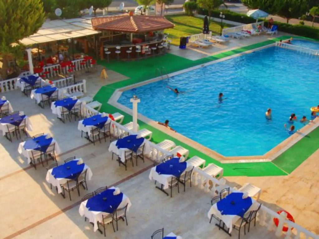 palm club apart otel