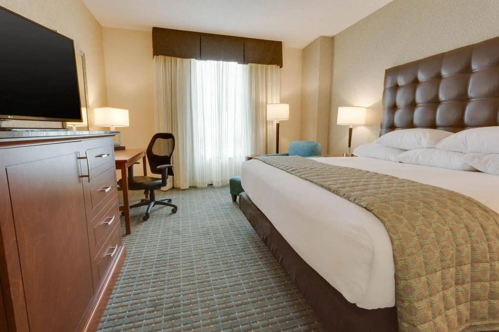 Drury Inn & Suites Phoenix Chandler Fashion Center