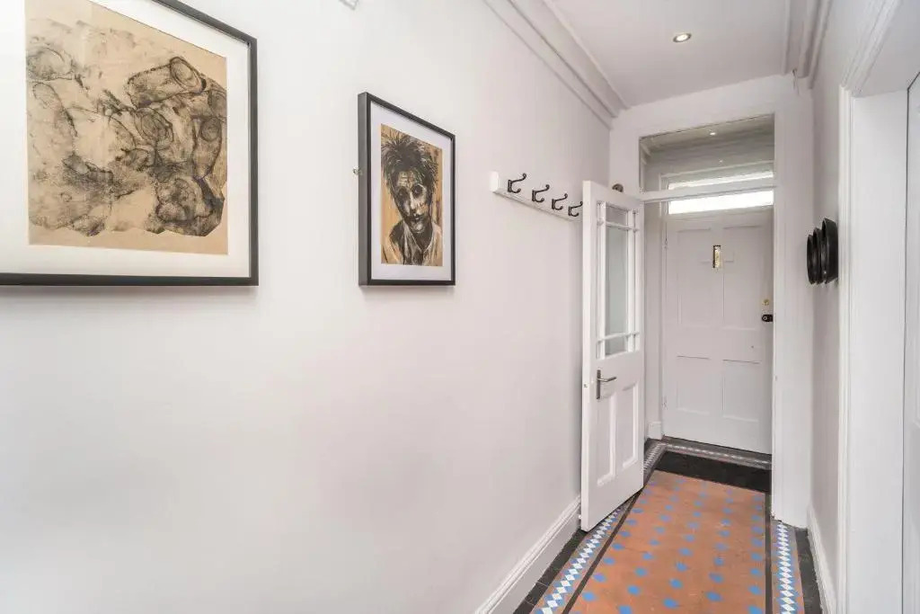 3 The Townhouse