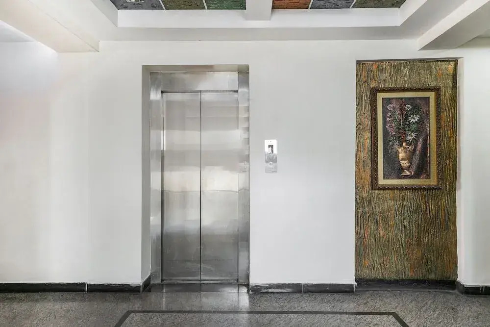 OYO 6285 Hotel AR Grand