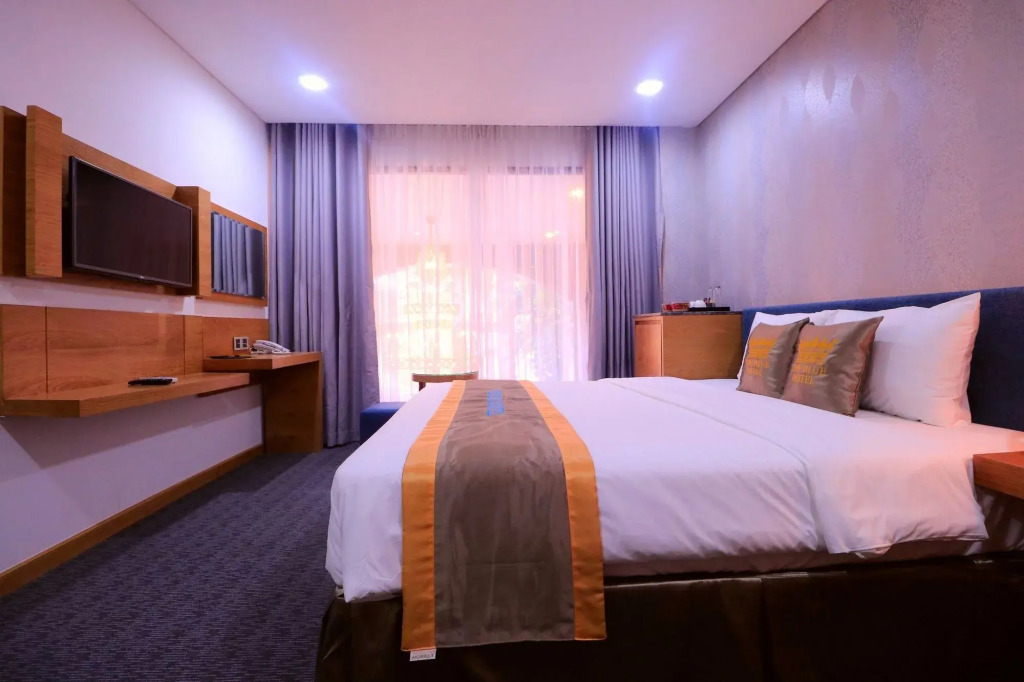 The Blue Hotel