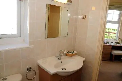 SmartsWay Hotel & Wellness