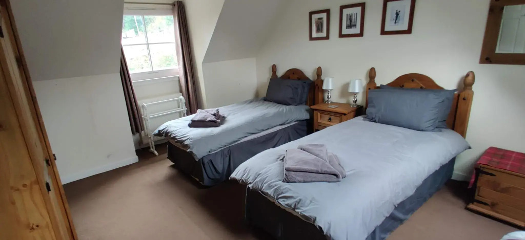 The Cobbler Cottage - Loch Lomond and Arrochar Alps