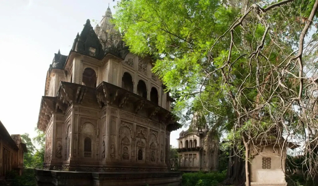 Neemranas - Deo Bagh