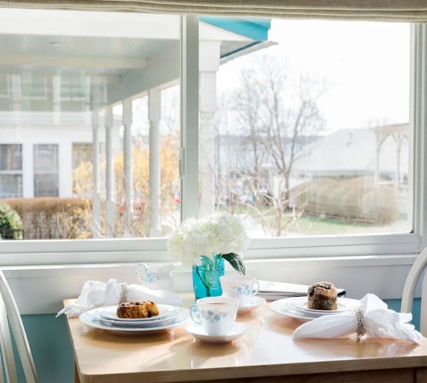 East Bay Bed & Breakfast