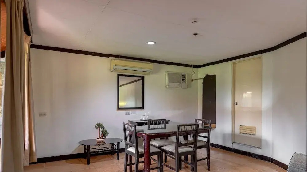 Check Inn Bacolod by RedDoorz