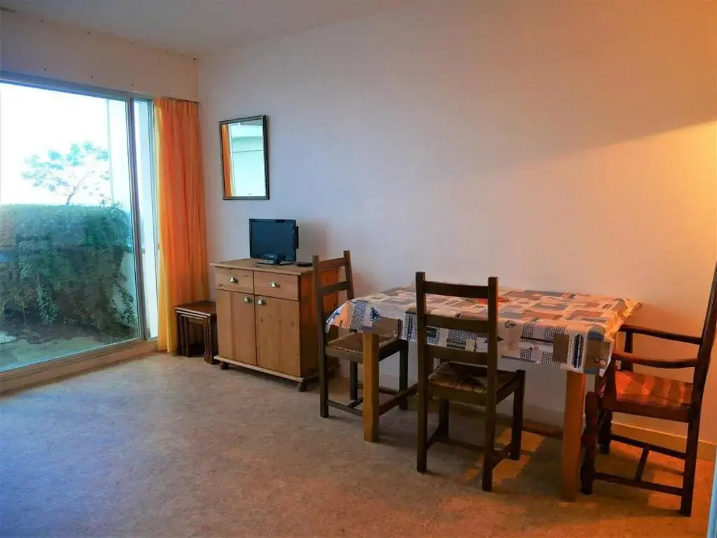 Appartement Quiberon, 1 pièce, 2 personnes - FR-1-478-93