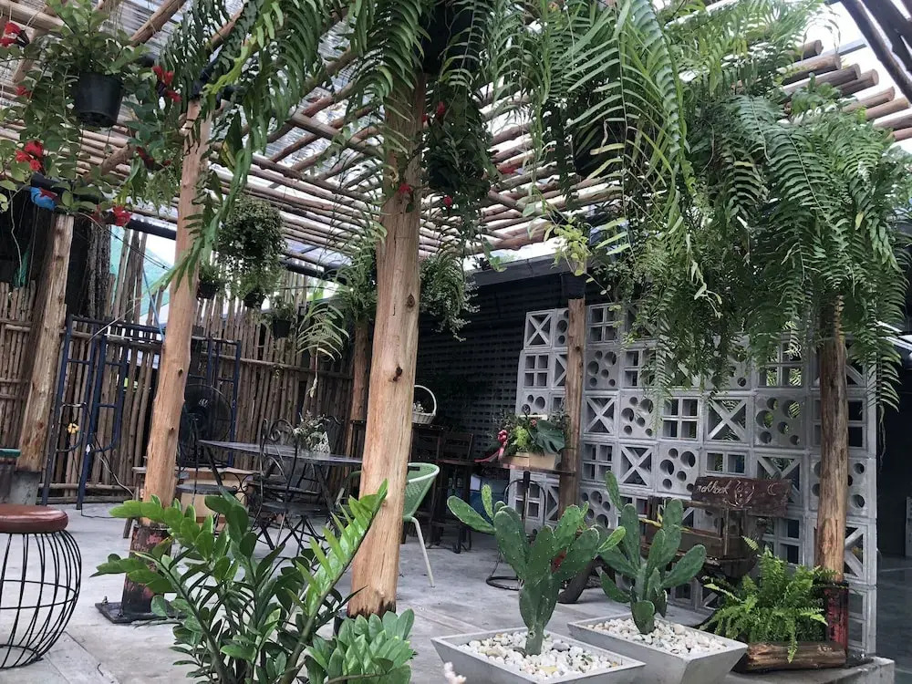 Baan Nokhook Garden Hotel