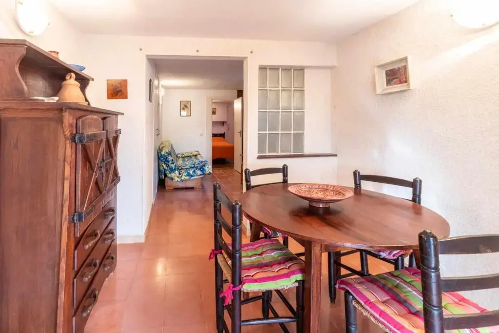 GRIFEU 15 Apartamento pequeño con barbacoa