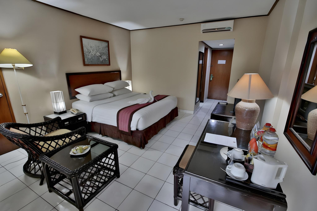 Отель Джокьякарта The Jayakarta Yogyakarta