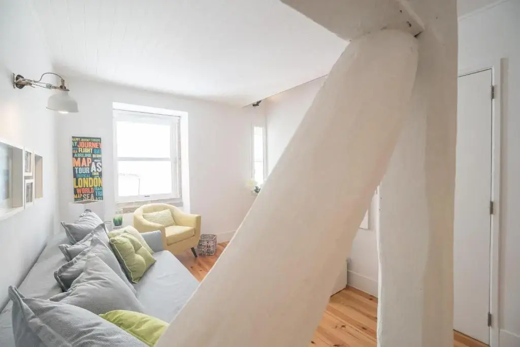 Rose Apartments