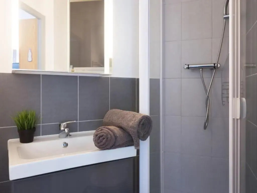 Appartement Les Deux Alpes, 1 pièce, 2 personnes - FR-1-348-218