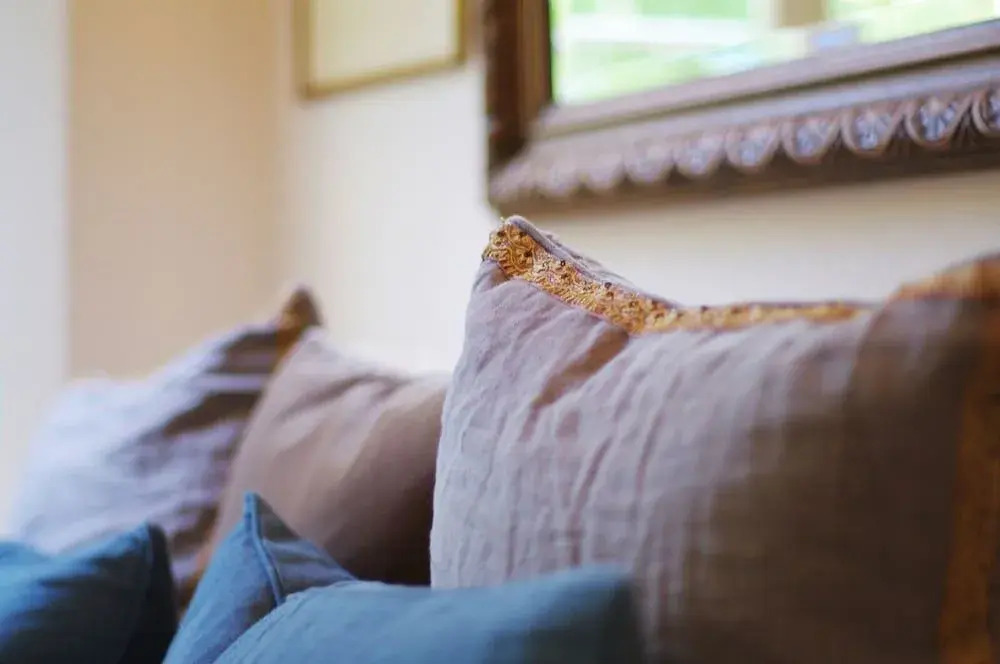 The London Agent Hyde Park King Bed