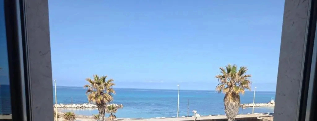 Casa del Grillo, in centro, a 50m dal mare