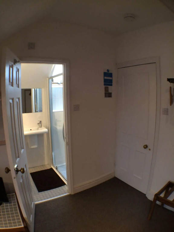 Bridge House Bath