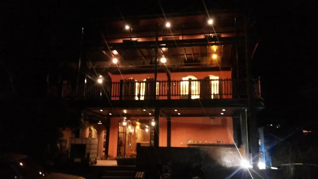 Baan Chalok Hostel