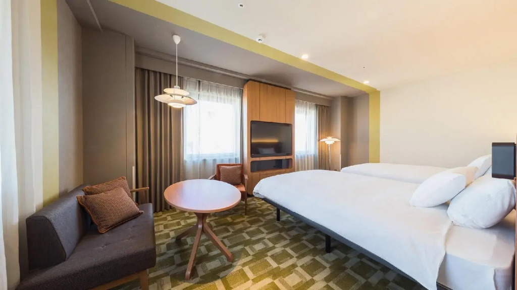 JR-East Hotel Mets Akabane