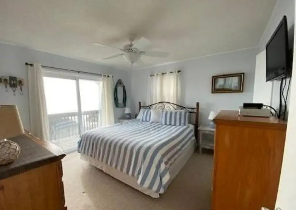 American Dream by Oak Island Accommodations