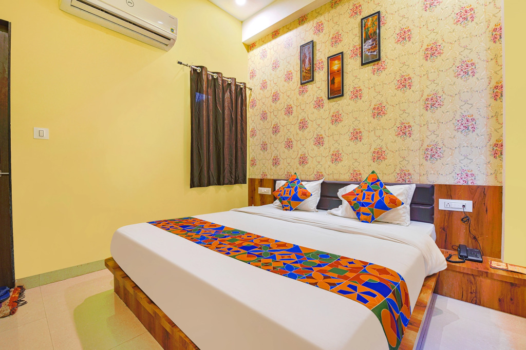 Fabhotel Lotus