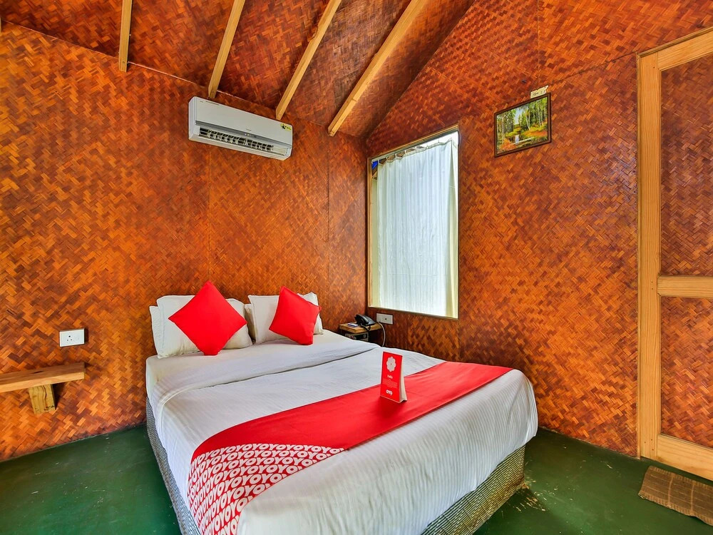 OYO 14372 Varty's Hillside Huts