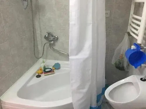 Hotel Adventure