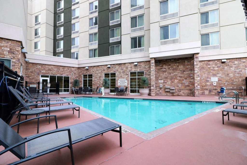 Fairfield by Marriott San Antonio Alamo Plaza Convention Center