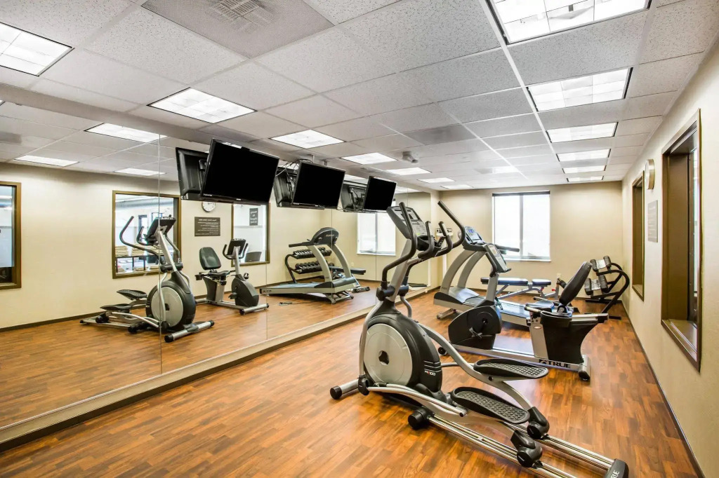 Comfort Inn & Suites