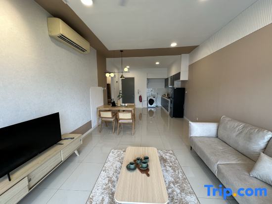 Serene Suites in Jelutong