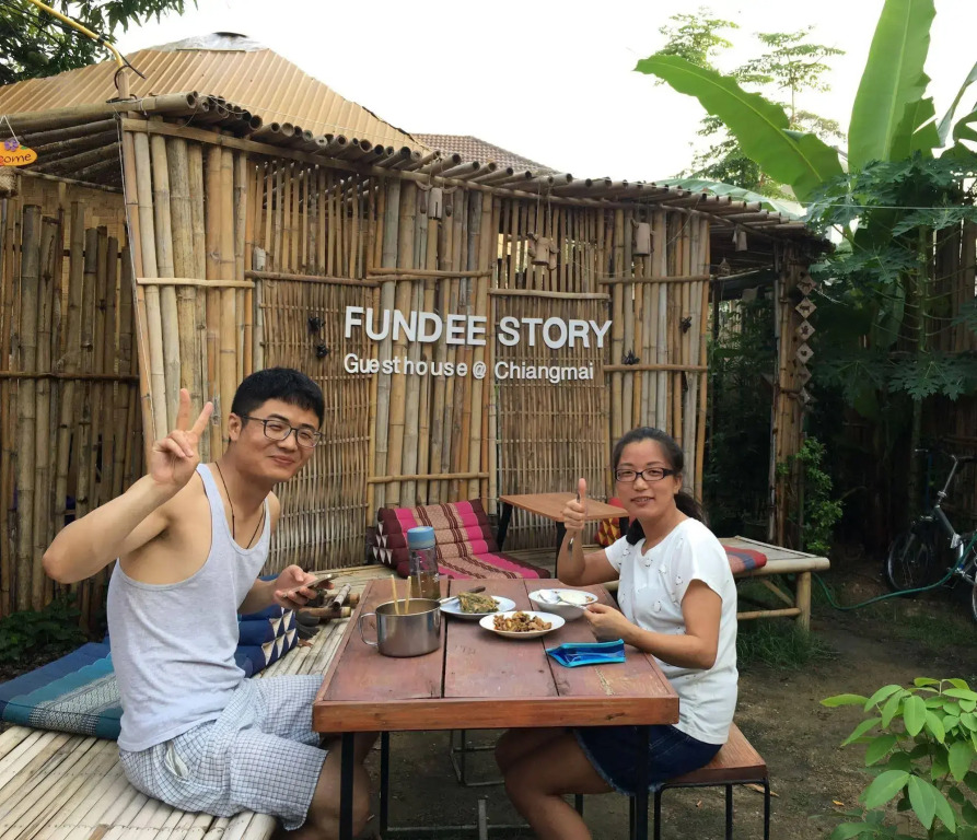 Fundee Story Guesthouse Bamboo House in Chiang mai old town