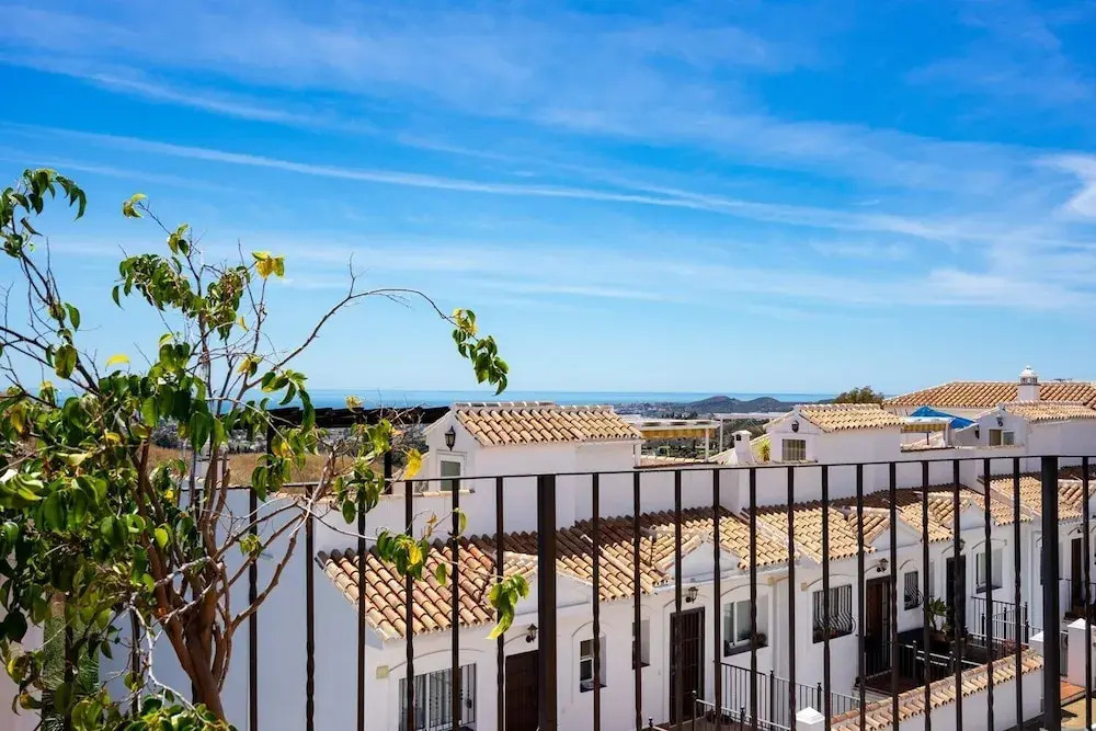 Family Apartment with Stunning Views in Mijas Ref 140