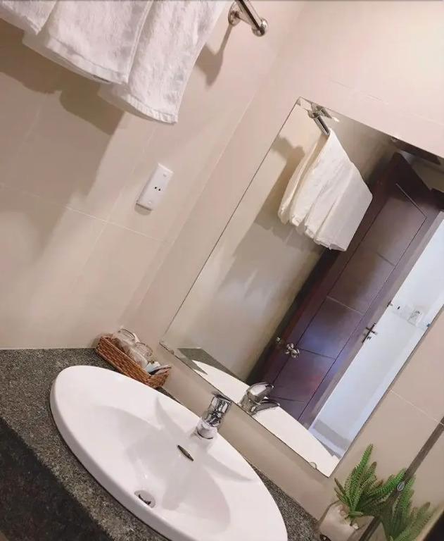 SeaSala Hotel
