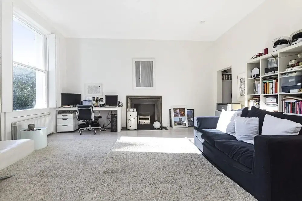 Well Presented one Bedroom Apartment Located in the Fabulous Notting Hill