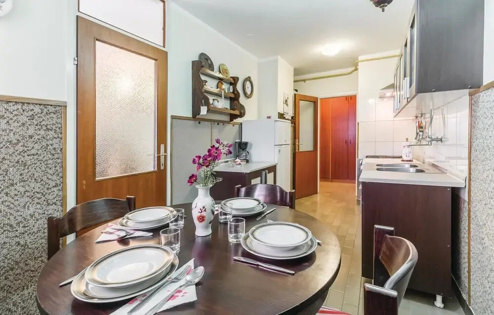 Awesome Home in Pula With Wifi and 2 Bedrooms