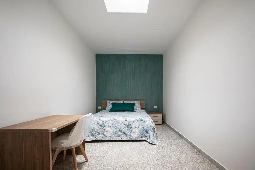Mola’s Square House