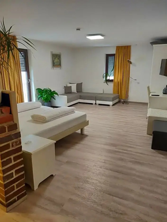 Amalfi Buttenwiesen