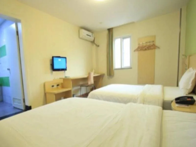 7Days Inn Zhangjiajie Huilong Road Pedestrian Street 2nd Branch