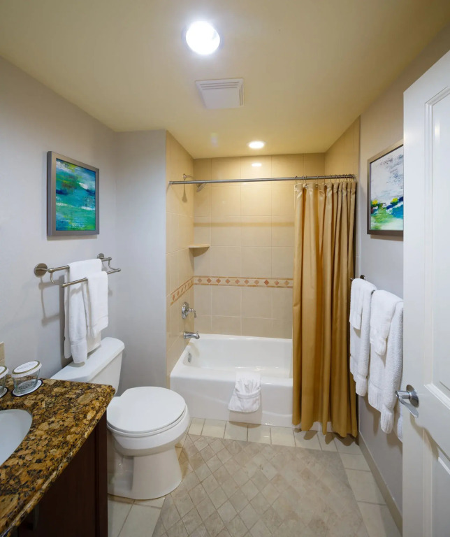 Naples Bay Resort and Marina
