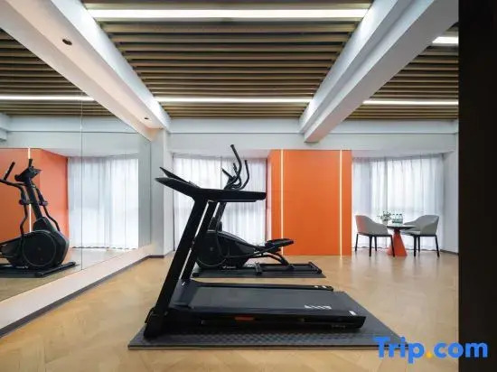 Lan mei Rui Hua Hotel (West High Speed Railway Station)
