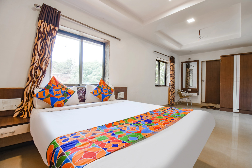 Fabhotel Bright Holidays
