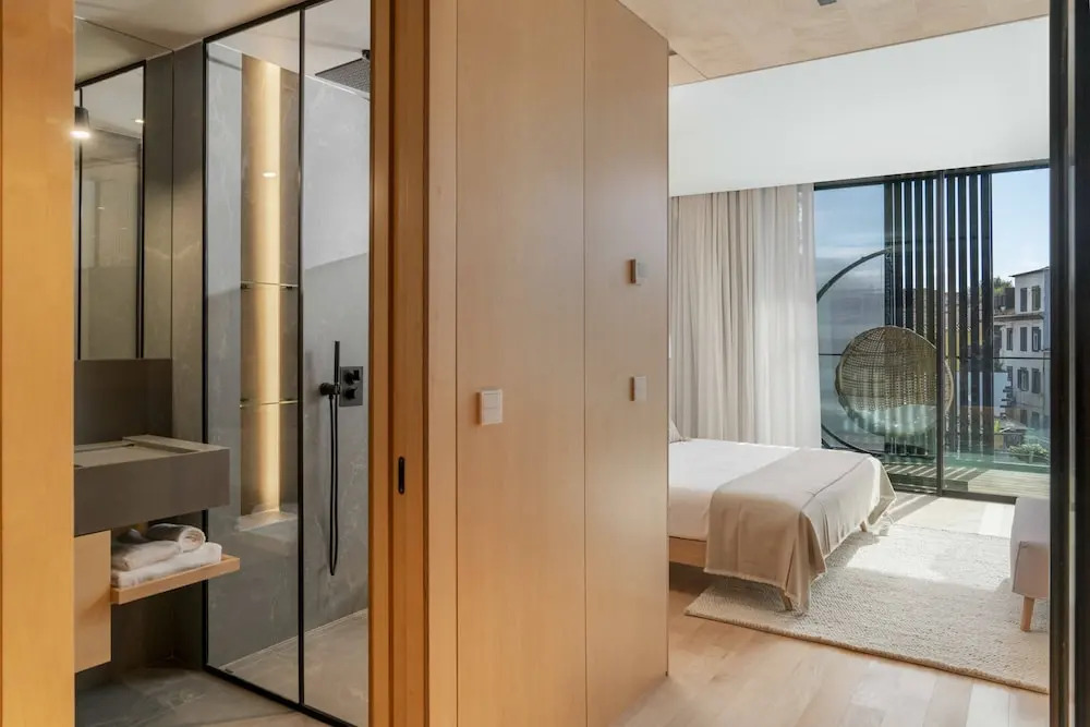 Luxury, in the Heart of the City - Savoy Insular I
