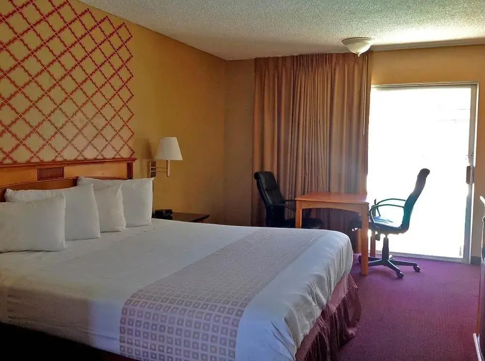 Americas Best Value Inn/motel 6 Barstow