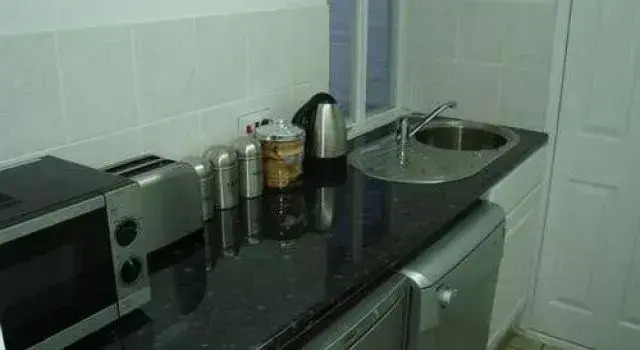 Hostel Alma & Cafe Express