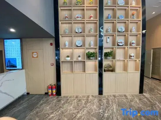 Rest Hotel (Harbin Yongtai City Hadong Wanda Plaza)