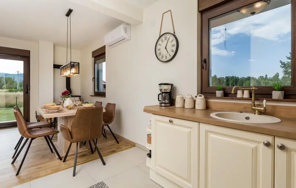 Pet Friendly Home In Gospic