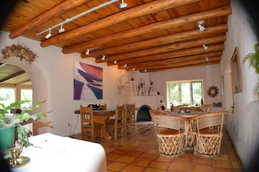 Taos Country Inn