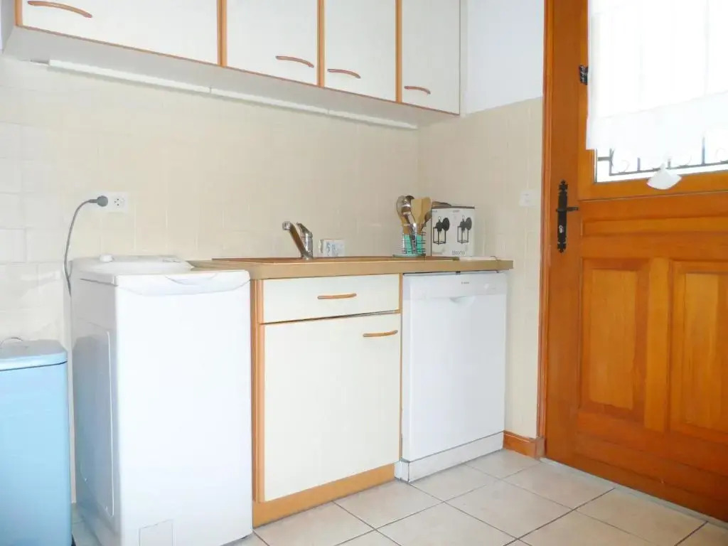 Maison Cozy au Coeur de Cabourg avec Terrasse, Proche Plage, pour 4 Pers., Animaux Acceptés - FR-1-487-328