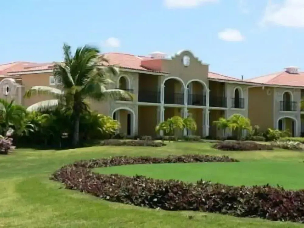 The Golf Suites