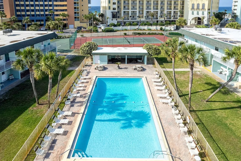 Venus 111 is a Ground Floor 2 BR on Okaloosa Island steps from the pool by RedAwning
