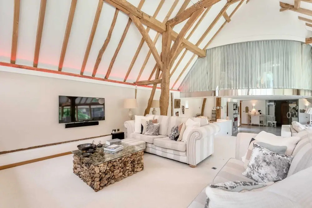 Entire Luxury Home and Garden Canterbury