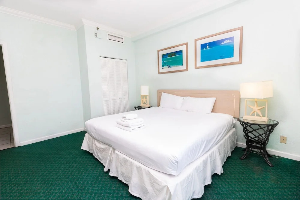623 Ocean View Hollywood Beach